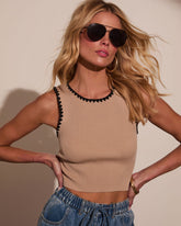 Simple Moment Contrast Trim Tank