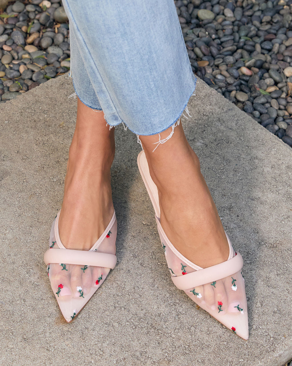 Ditzy Daisy Mesh Floral Kitten Mules