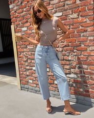 Eveline Stretch Lightly Distressed Barrel Jeans