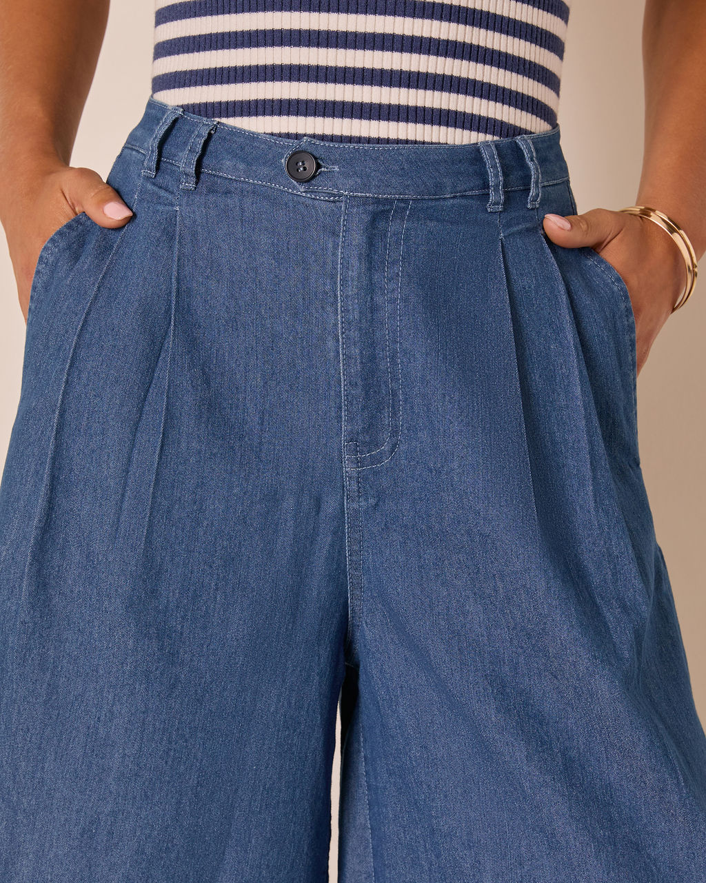 Celadine Wide Leg Pleated Chambray Pants