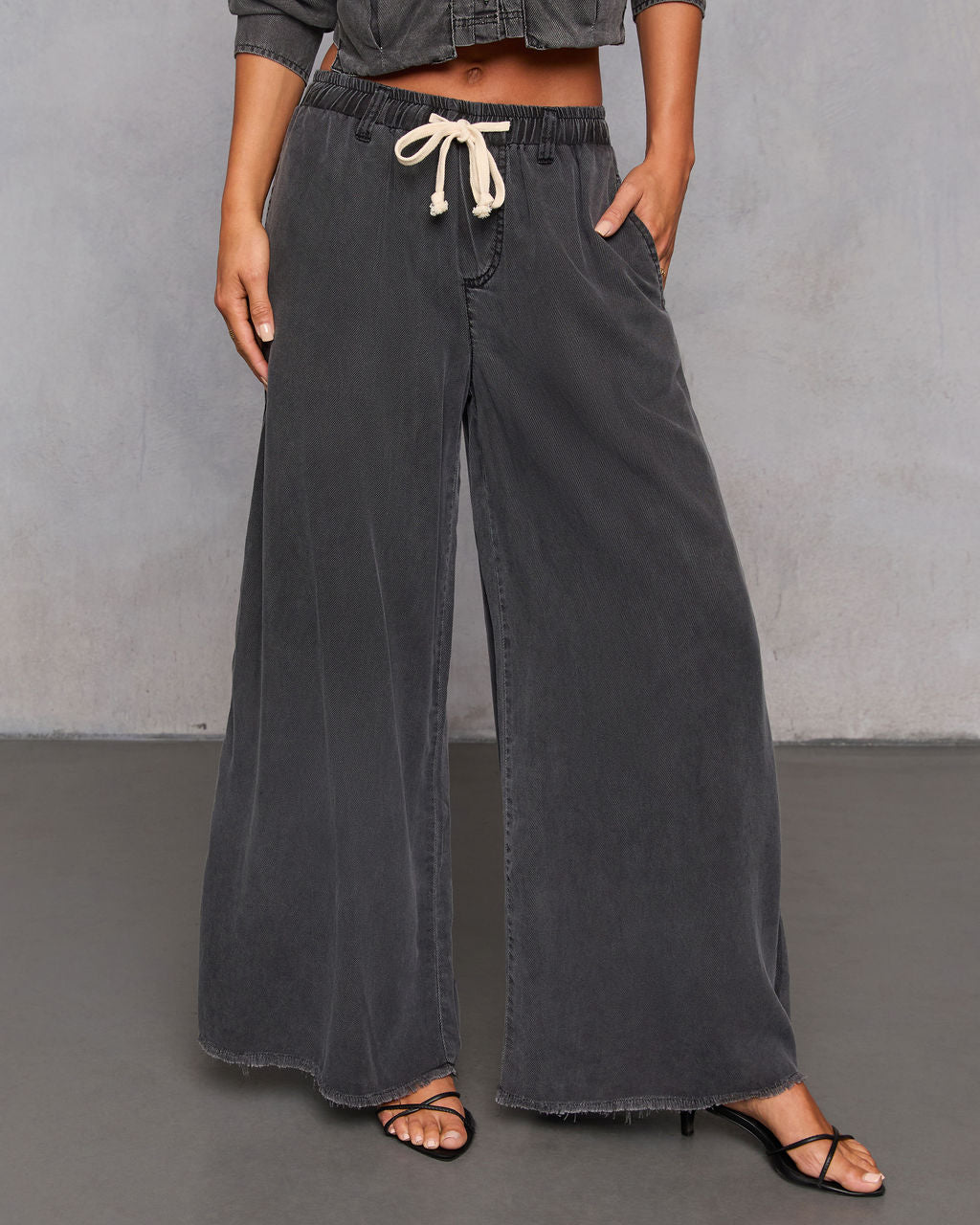 Easy Mode Drawstring Pants