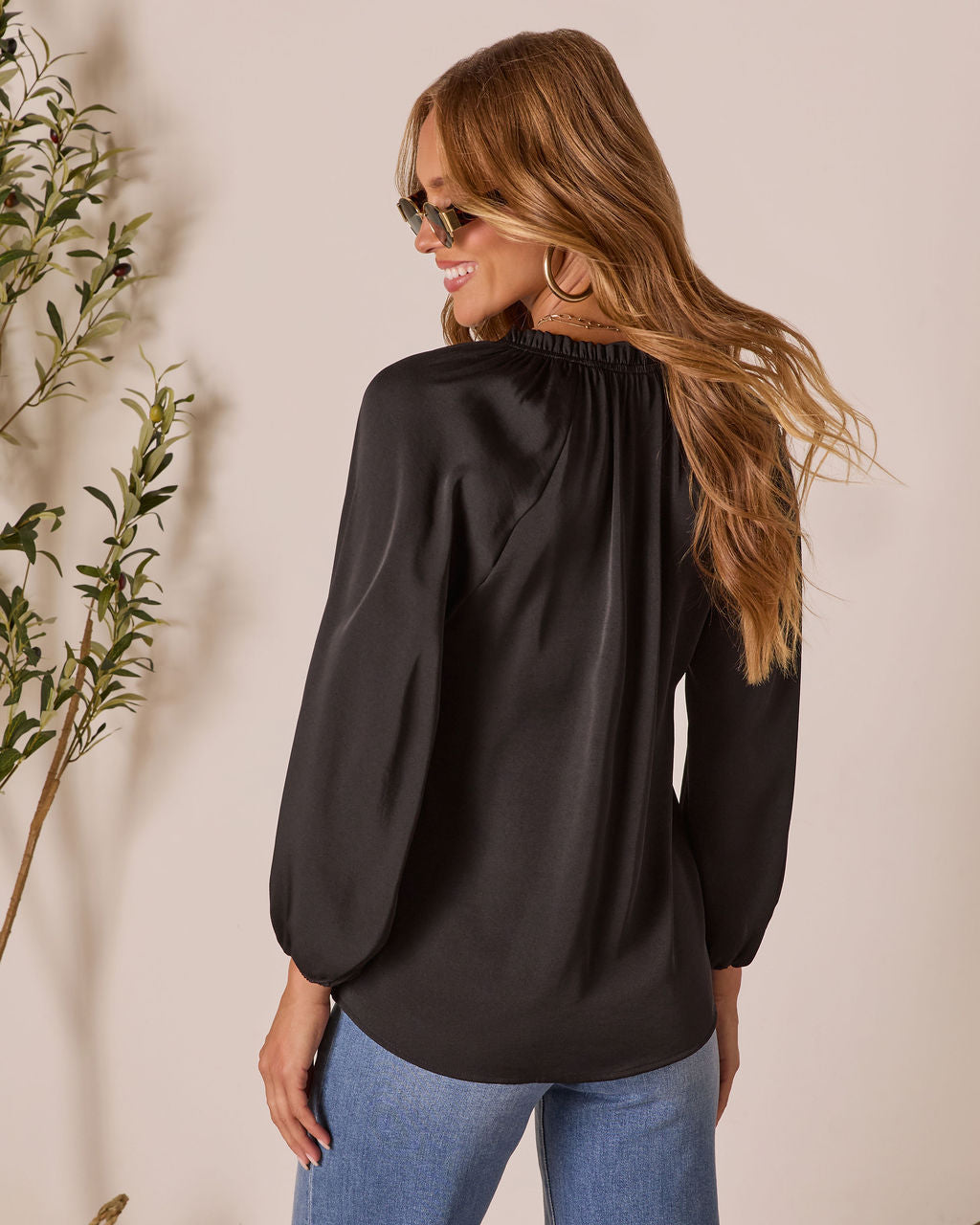 Teylor V Neck Long Sleeve Top