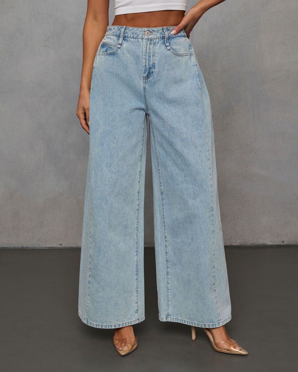 Sindy Wide Leg Pleated Jeans