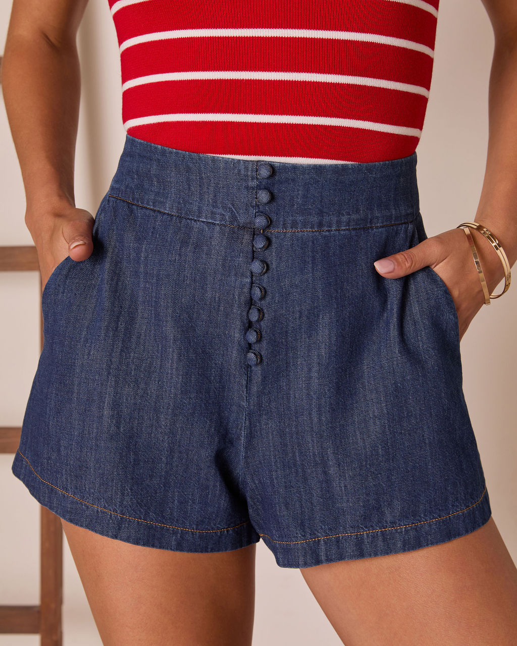 Kadina Buttoned Denim Shorts