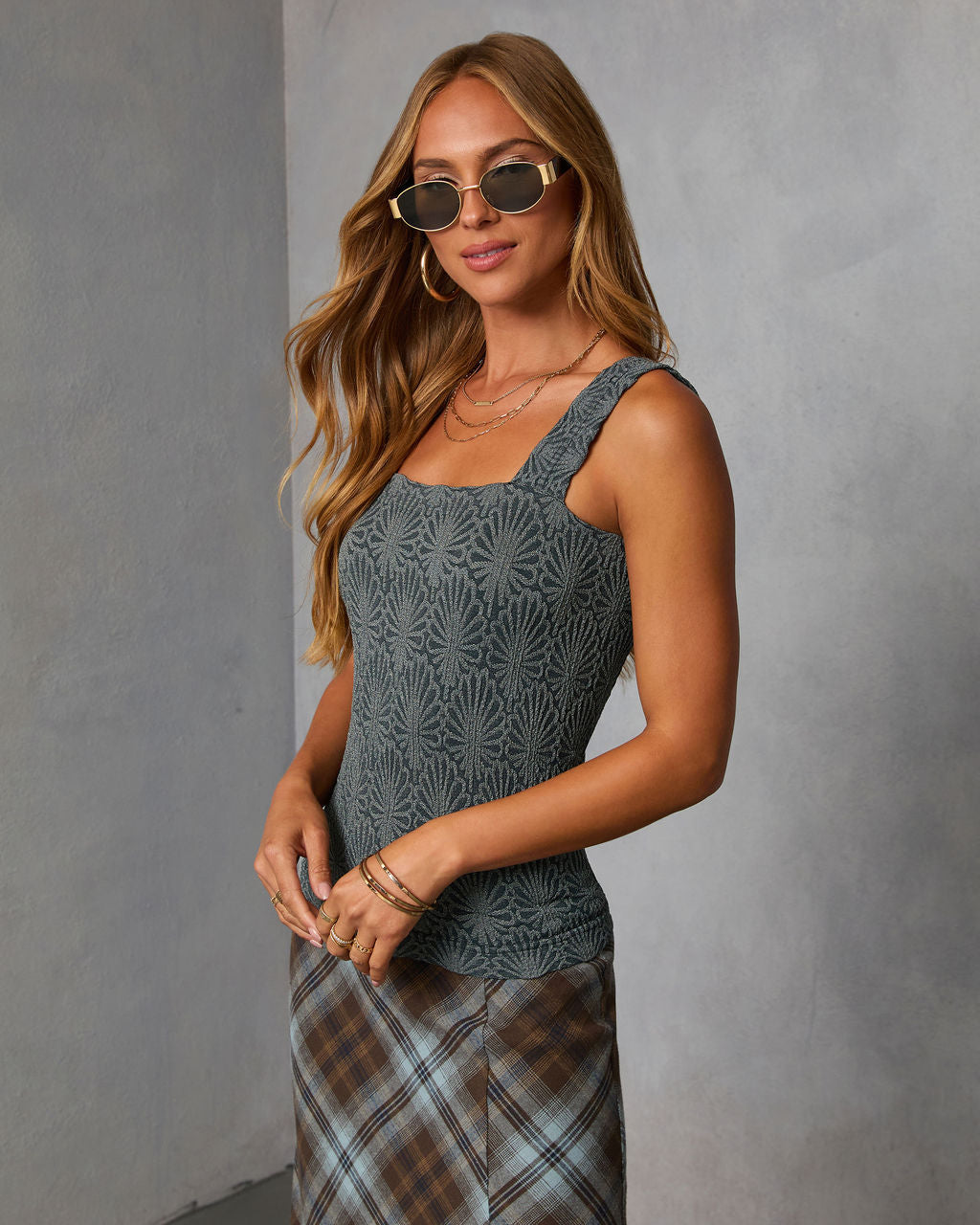 Alysson Textured Floral Tank